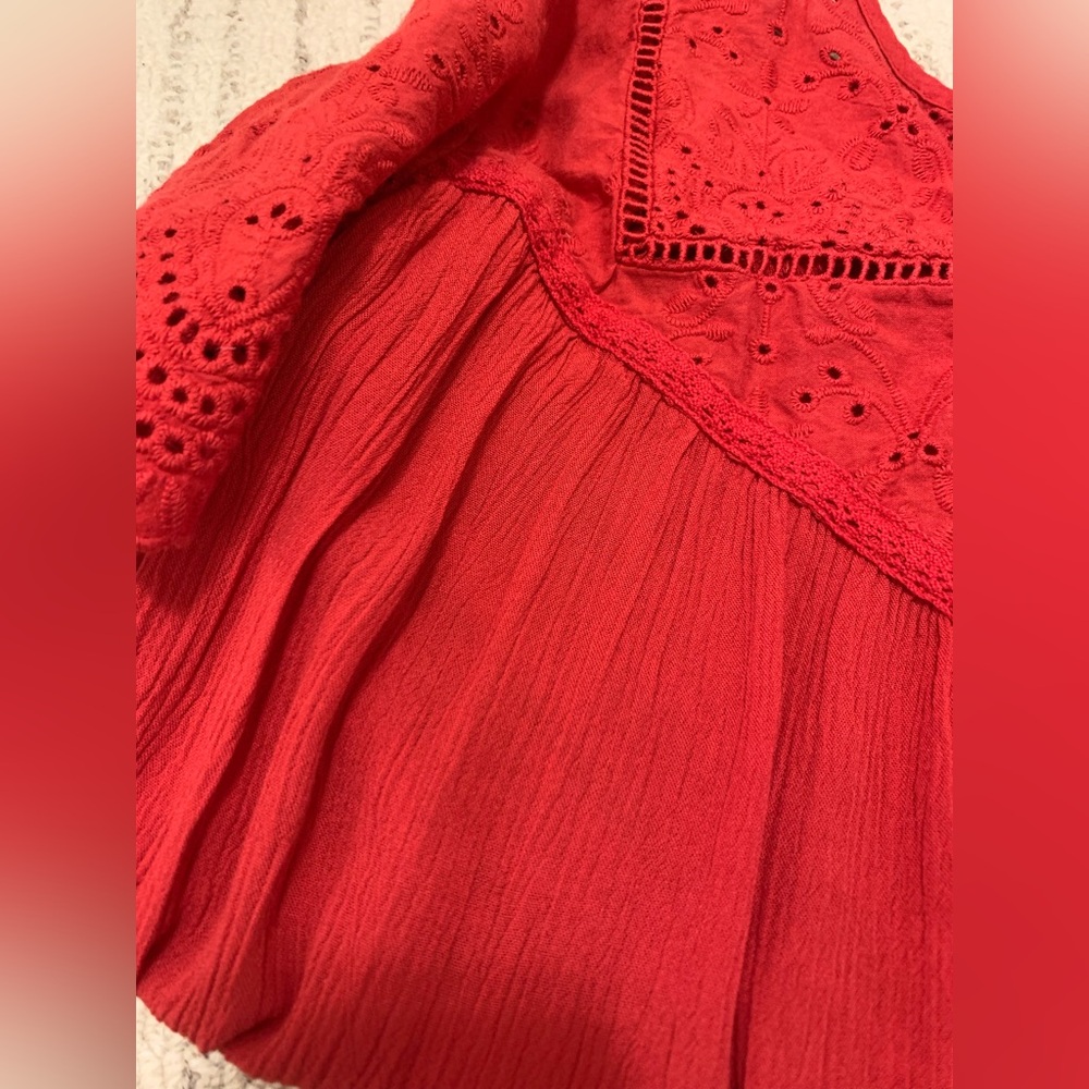 Knox Rose red blouse - size medium - Picture 2 of 6